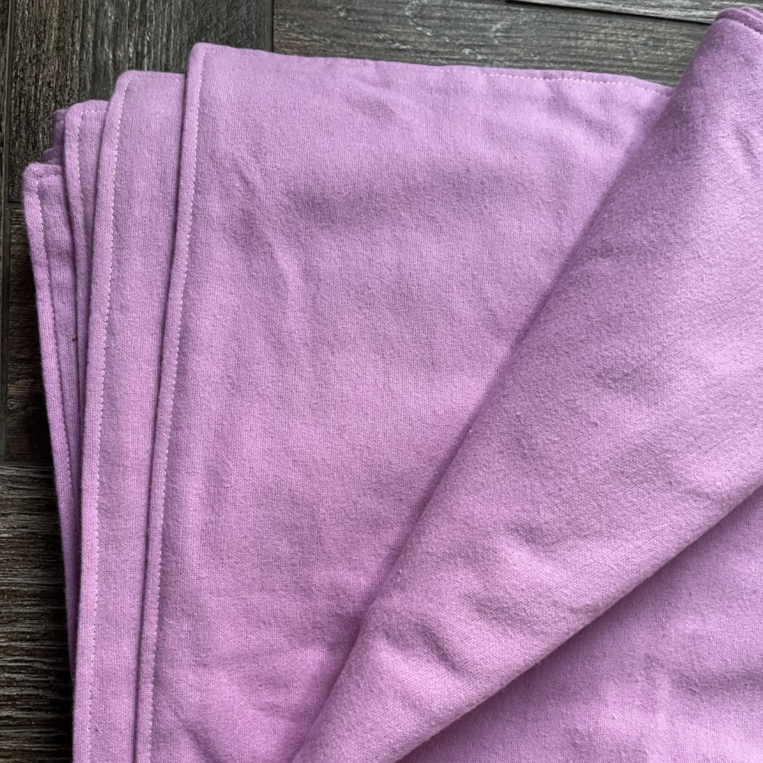 wade flanel roze lila paars wikkeldeken lijkwade uitvaart zacht wikkelen biologische stof natuurbegrafeni  (7)